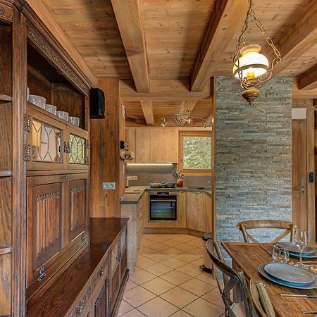 Chalet Blackbushe - Traditional Chalet - Alpes Travel - Sleeps 4-6 Les Houches Zewnętrze zdjęcie
