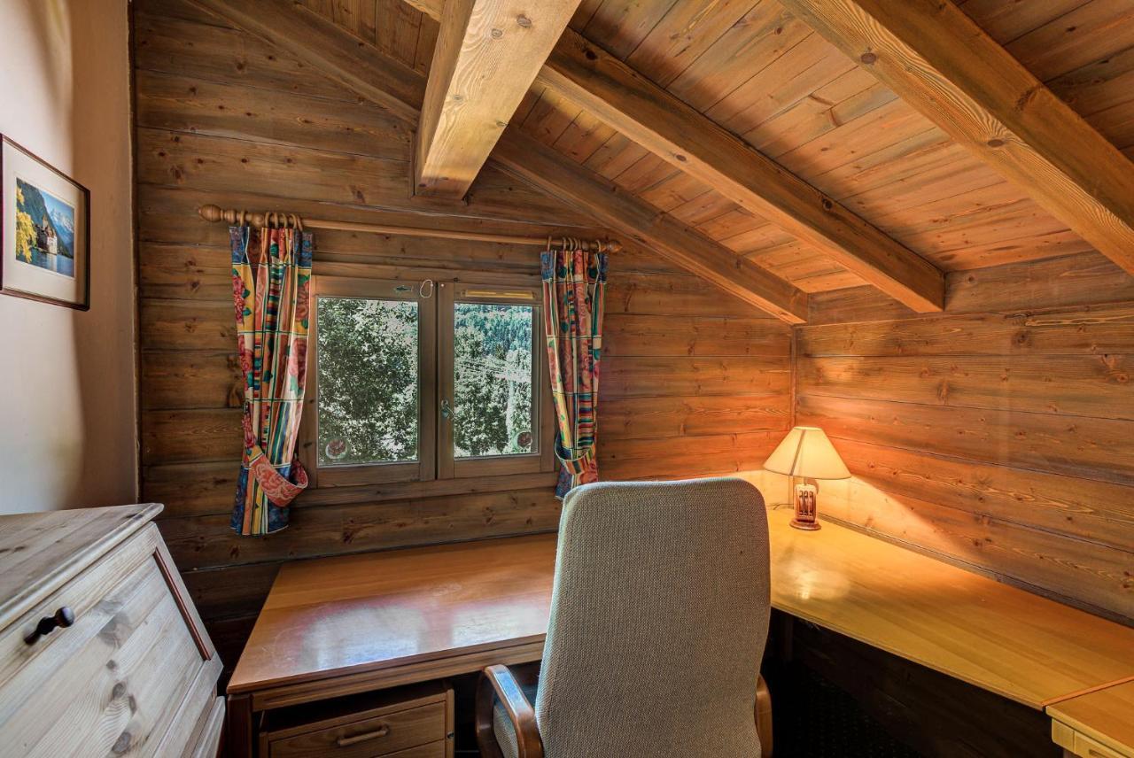 Chalet Blackbushe - Traditional Chalet - Alpes Travel - Sleeps 4-6 Les Houches Zewnętrze zdjęcie