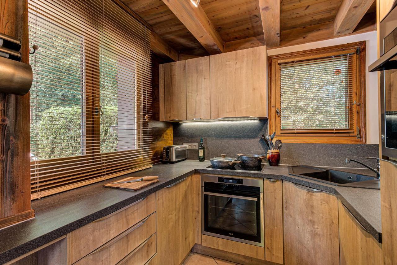 Chalet Blackbushe - Traditional Chalet - Alpes Travel - Sleeps 4-6 Les Houches Zewnętrze zdjęcie
